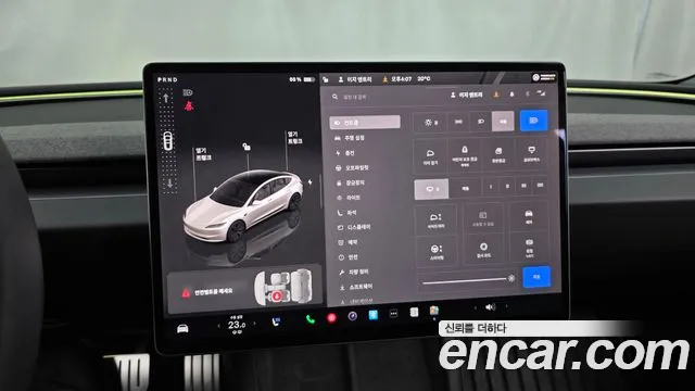 Tesla Model 3 2024