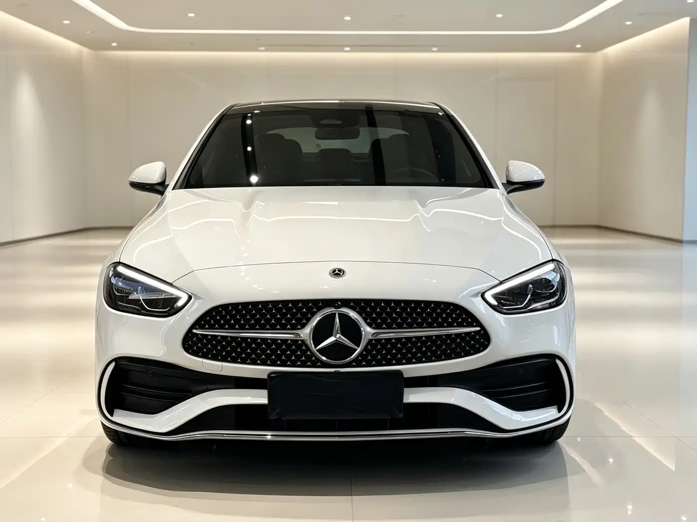 Mercedes-Benz C-Класс 2025