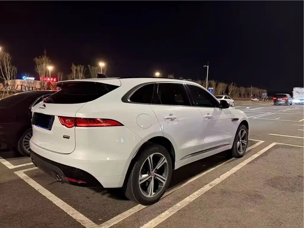 Jaguar F-Pace 2020