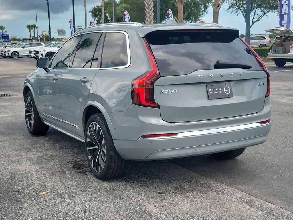 Volvo XC90 2025