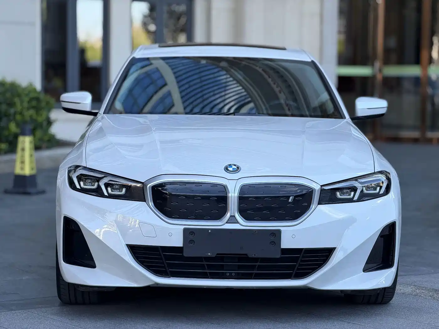BMW i3 2023