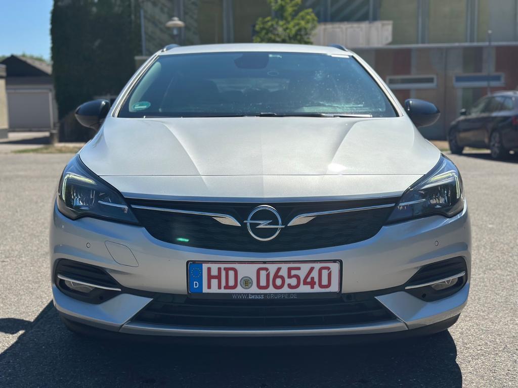 Opel Astra 2021
