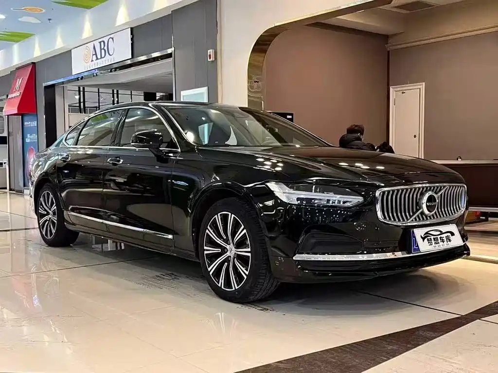 Volvo S90 2021