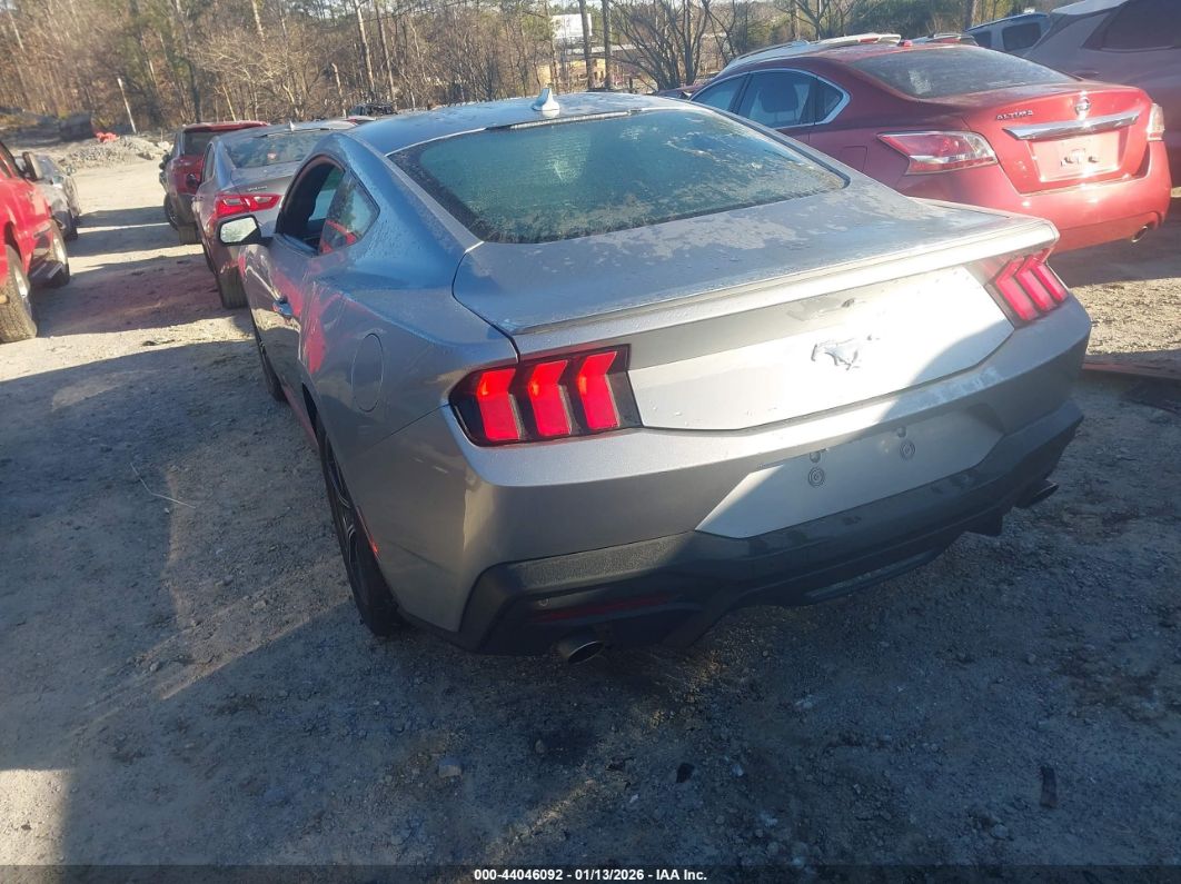 Ford Mustang 2024