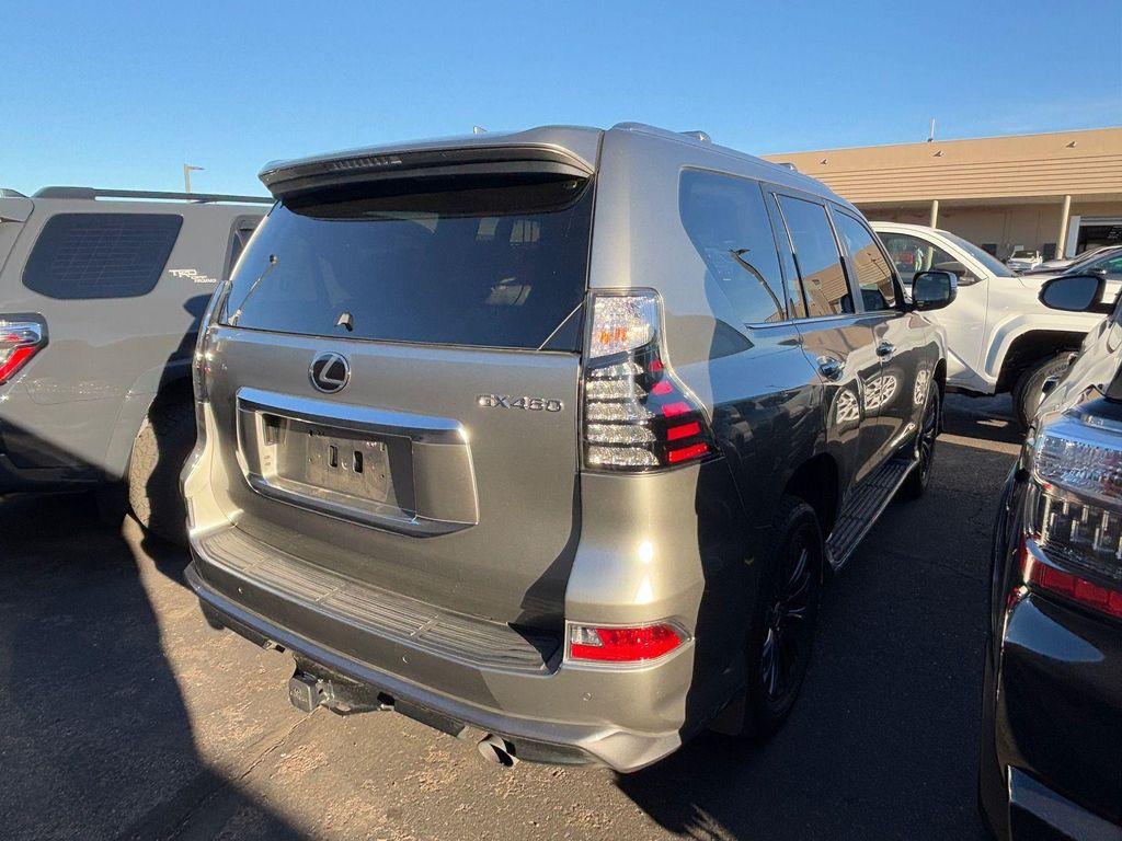 Lexus GX 2023