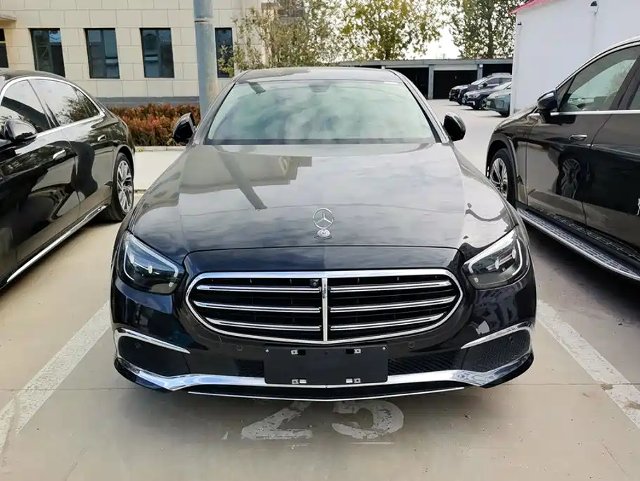 Mercedes-Benz E-Класс 2022