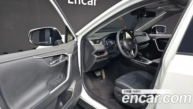 Toyota RAV4 2023