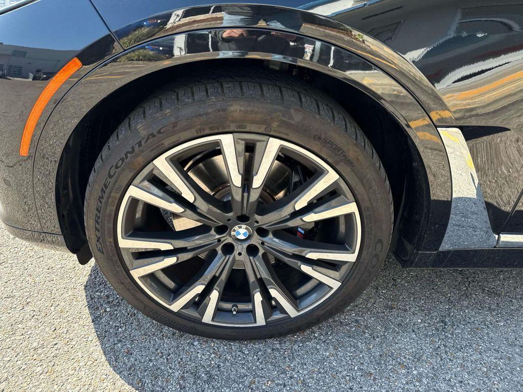 BMW X7 2022