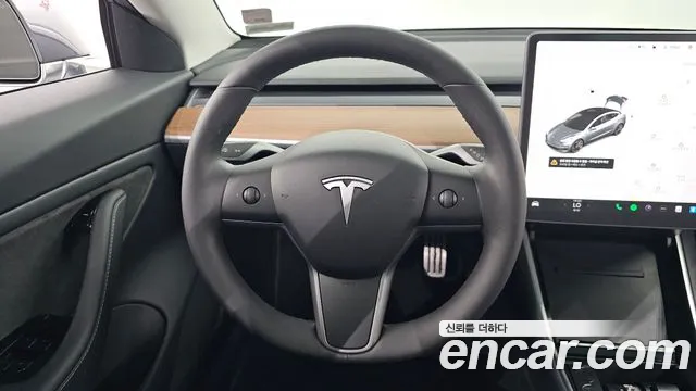 Tesla Model 3 2020