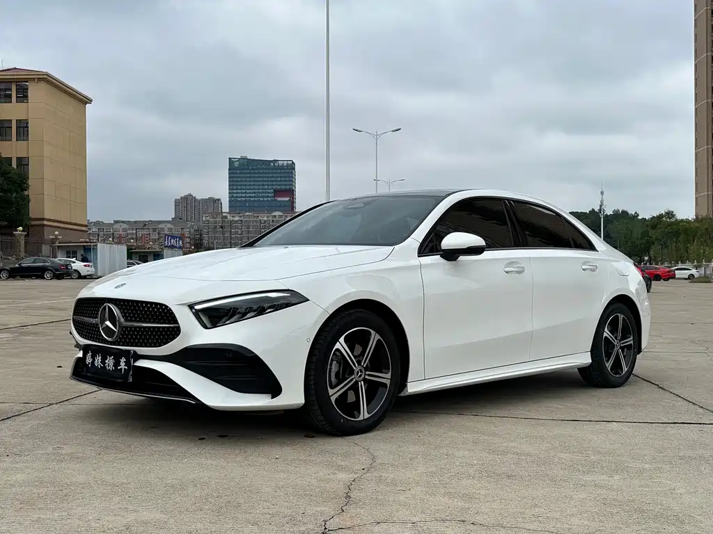 Mercedes-Benz A-Класс 2024