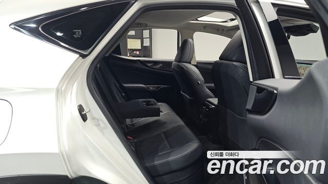 Lexus NX 2022
