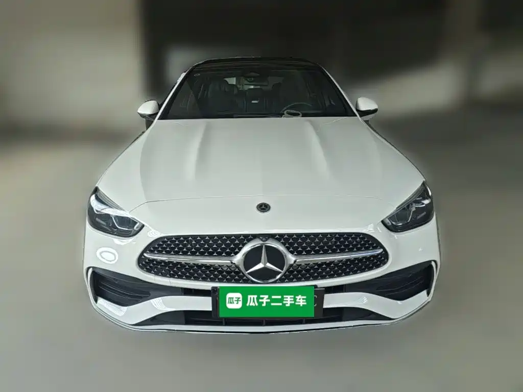 Mercedes-Benz C-Класс 2024
