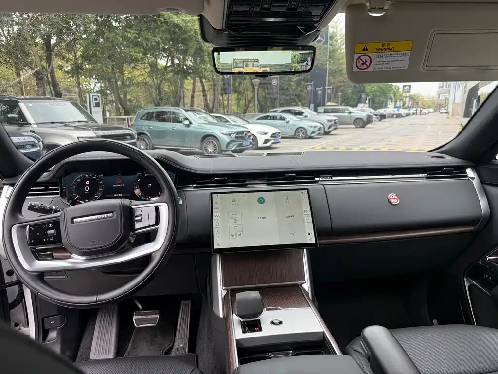 Land Rover Range Rover 2024