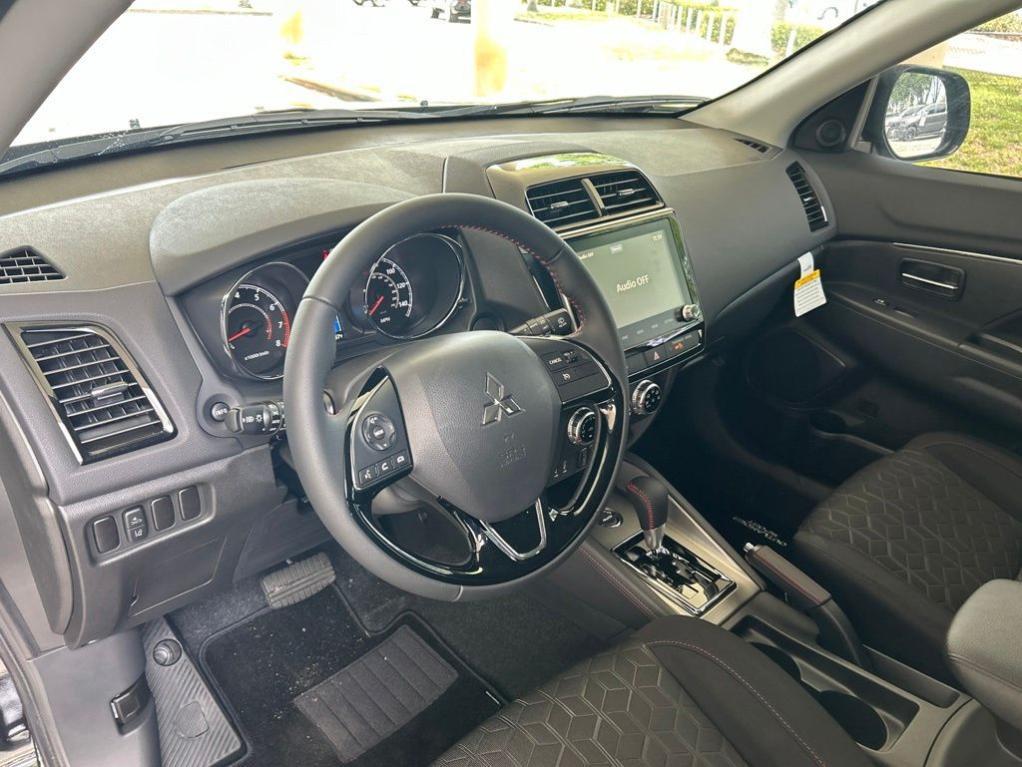 Mitsubishi Outlander Sport 2026