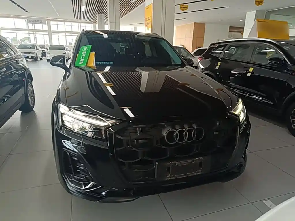 Audi Q7 2024