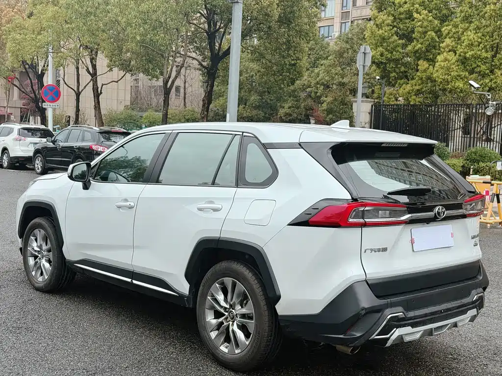 Toyota Wildlander 2022