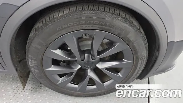 Tesla Model X 2024