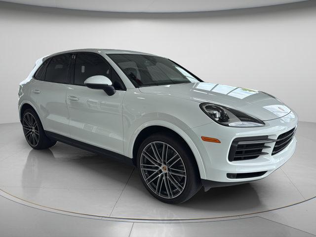 Porsche Cayenne 2021