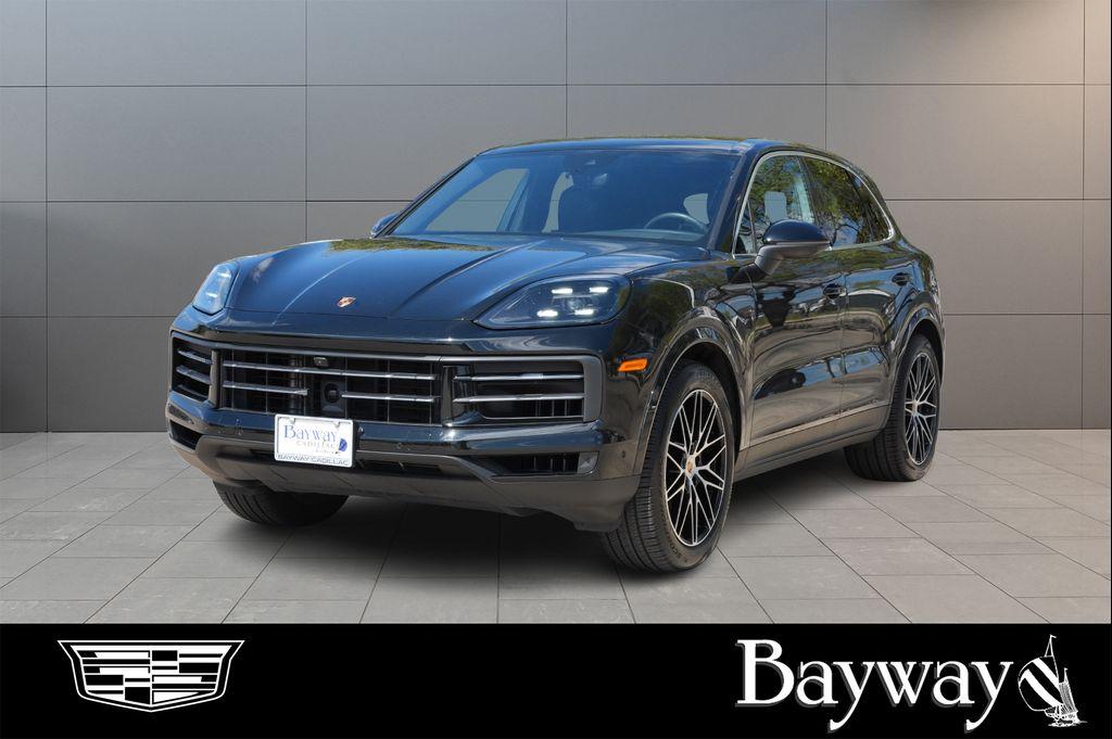 Porsche Cayenne 2025