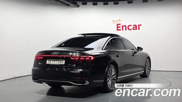 Audi A8 2022