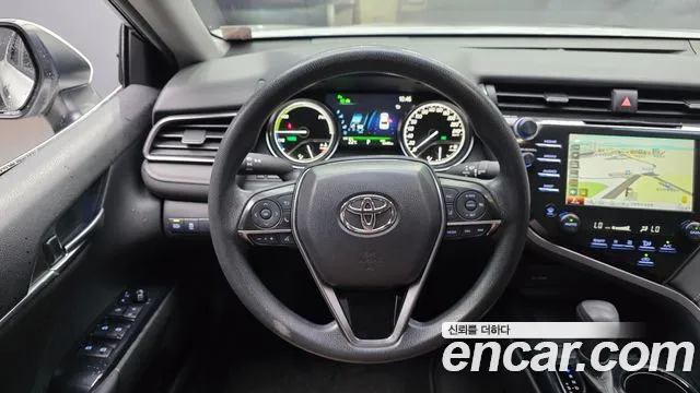 Toyota Camry 2020
