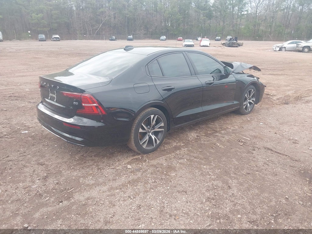 Volvo S60 2024
