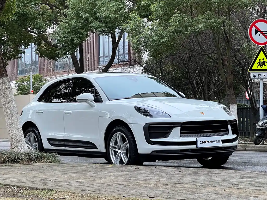 Porsche Macan 2023
