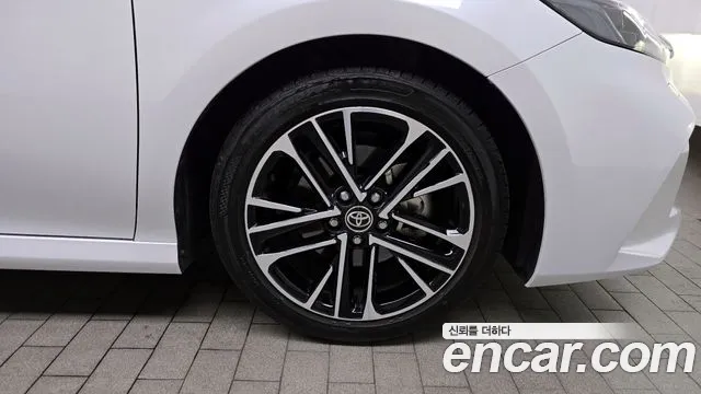 Toyota Camry 2025