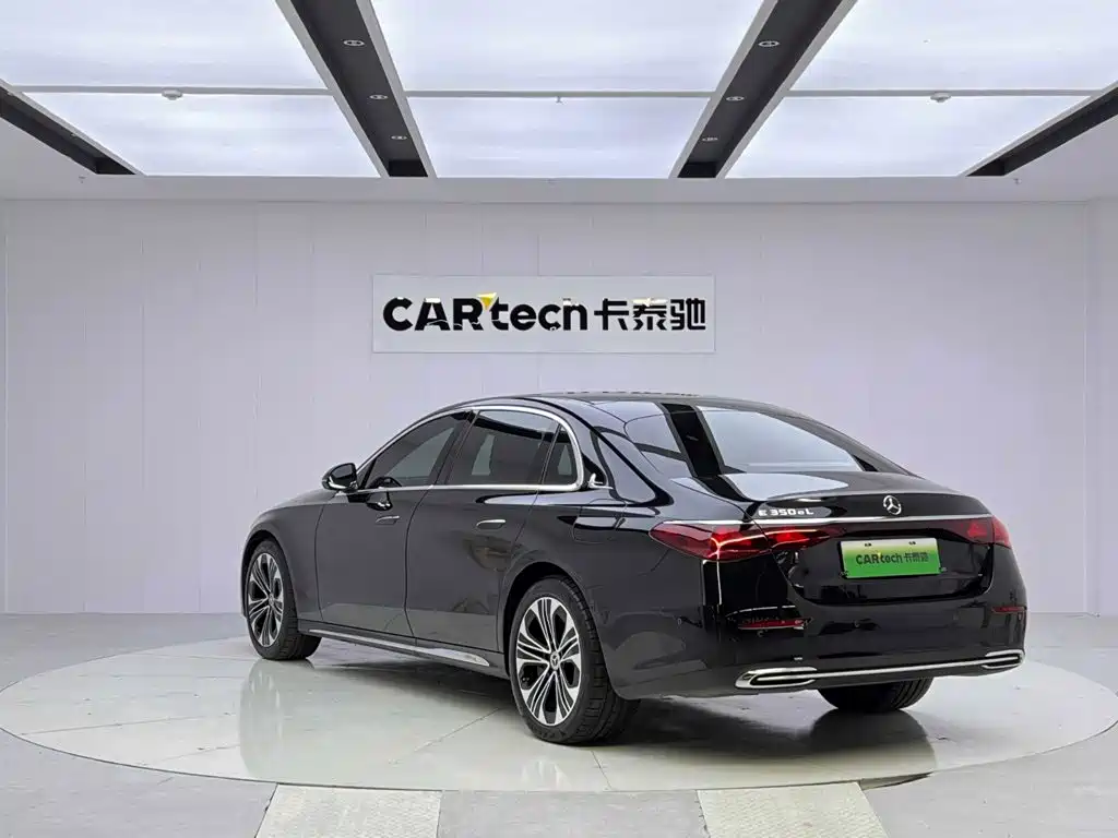 Mercedes-Benz E-Класс 2025