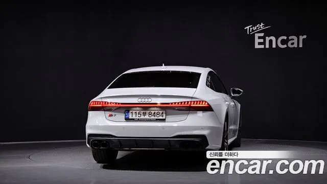 Audi S7 2021