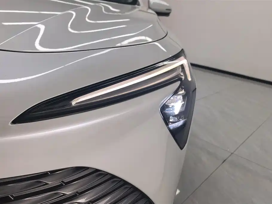 Buick LaCrosse 2023
