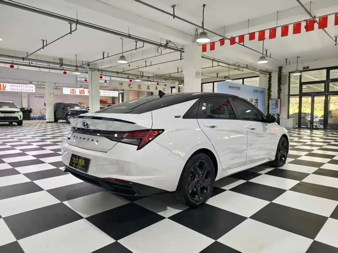 Hyundai Elantra 2023