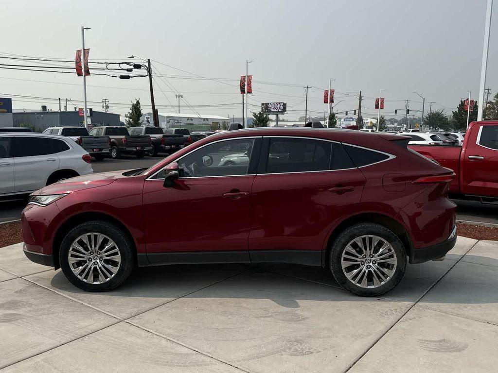 Toyota Venza 2023