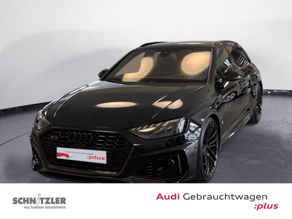 Audi RS4 2022