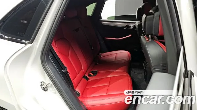 Porsche Macan 2022