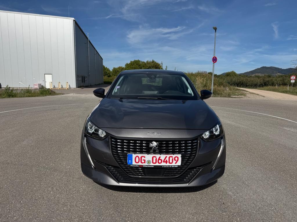 Peugeot 208 2022