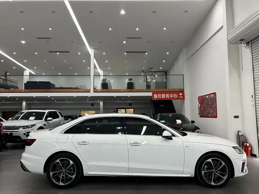 Audi A4 2021
