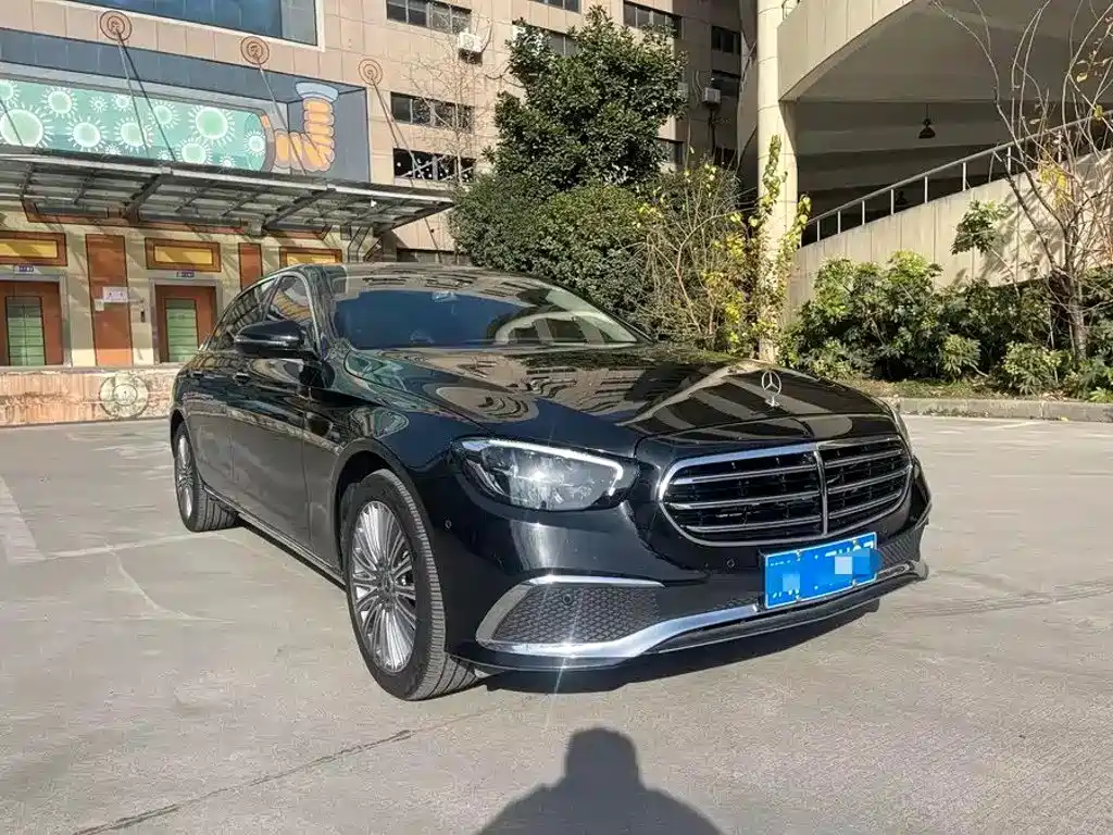 Mercedes-Benz E-Класс 2021