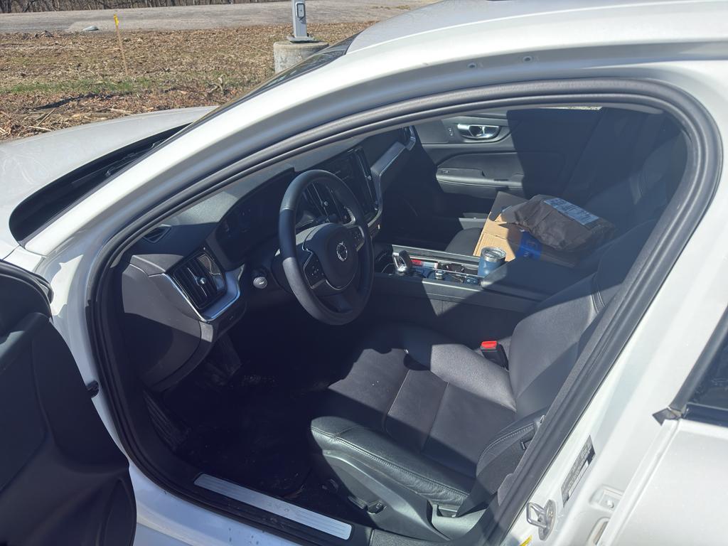 Volvo S60 2024