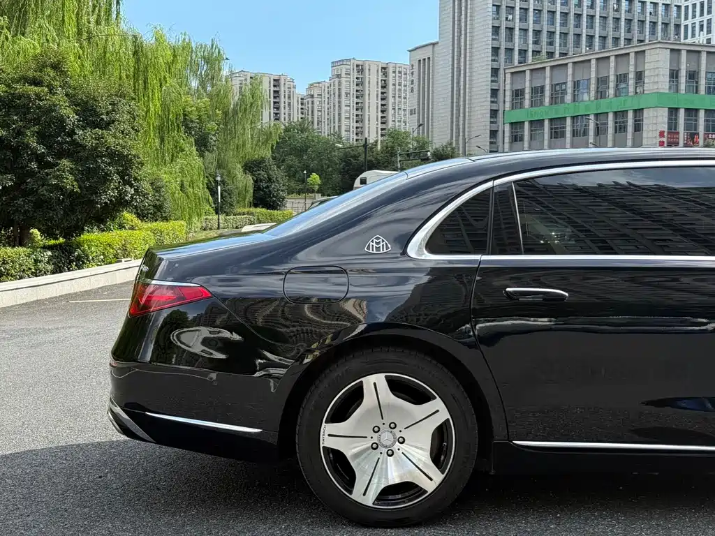 Mercedes-Benz Maybach S-Класс 2021