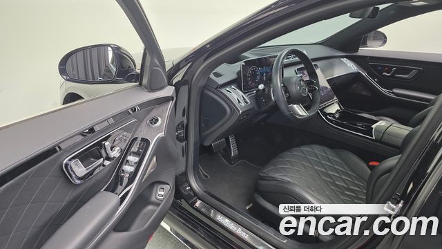 Mercedes-Benz S-Класс 2021