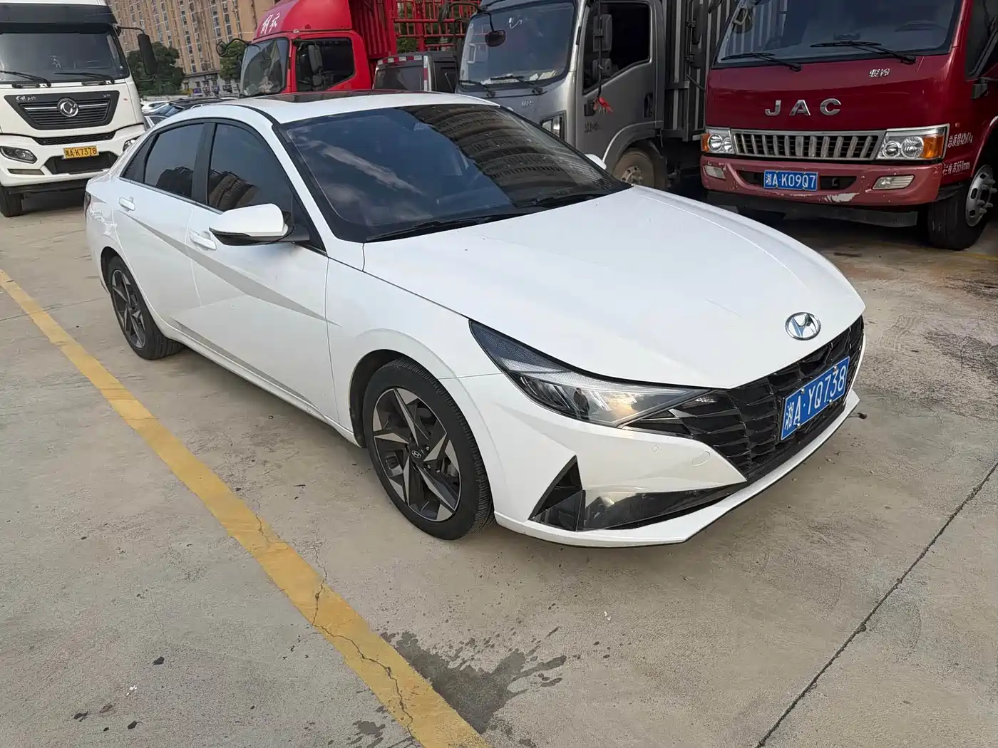 Hyundai Elantra 2023