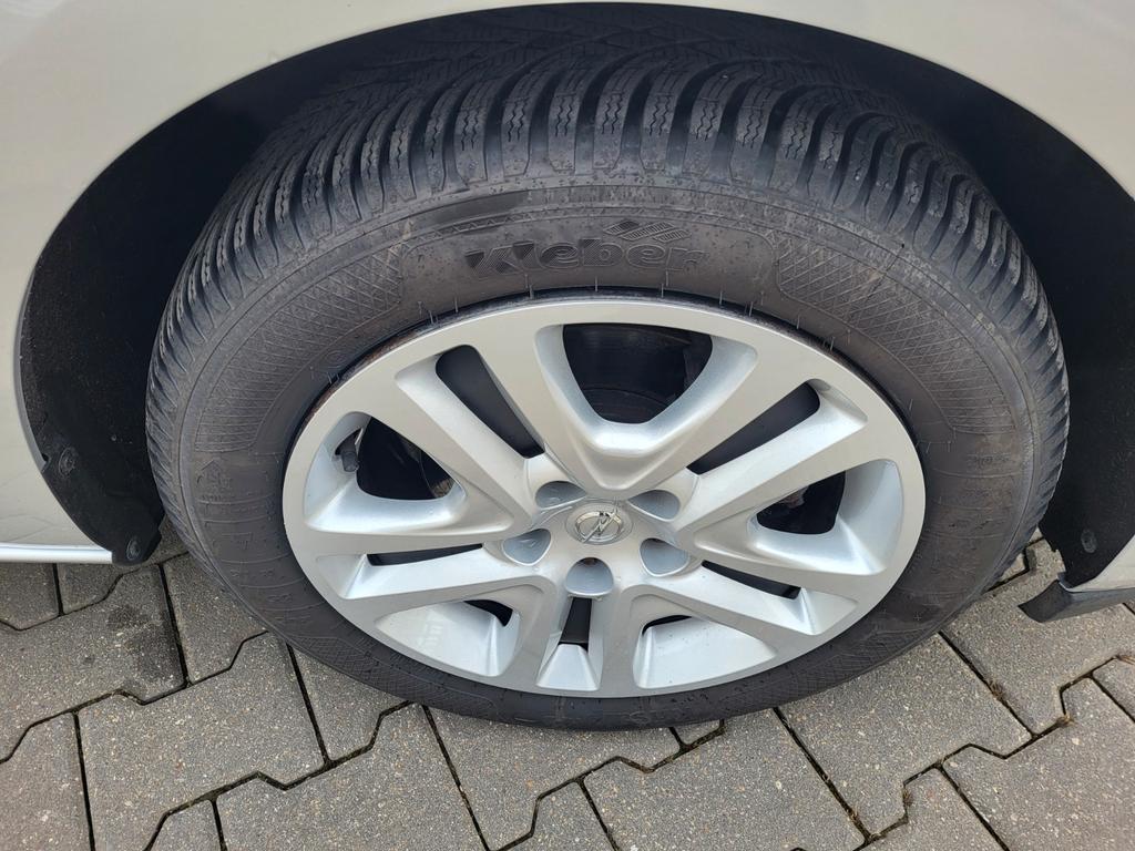 Opel Astra 2021