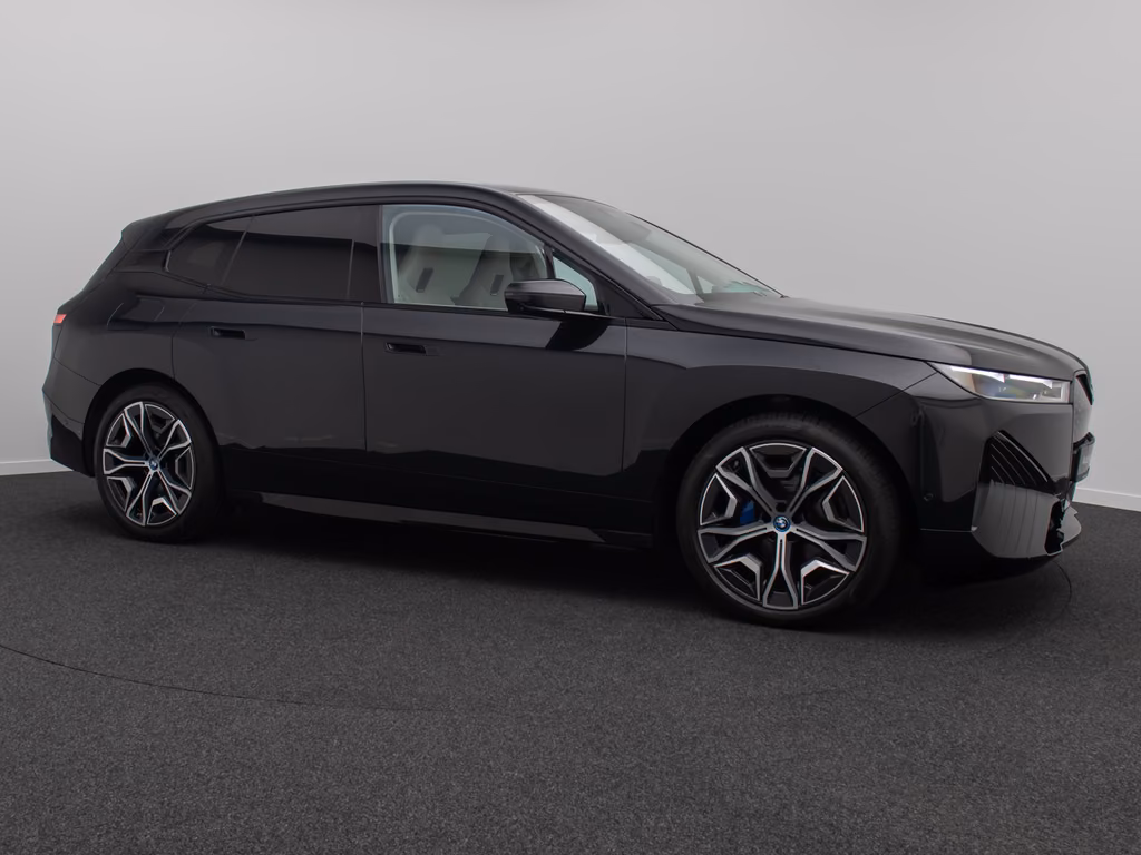 BMW iX 2023