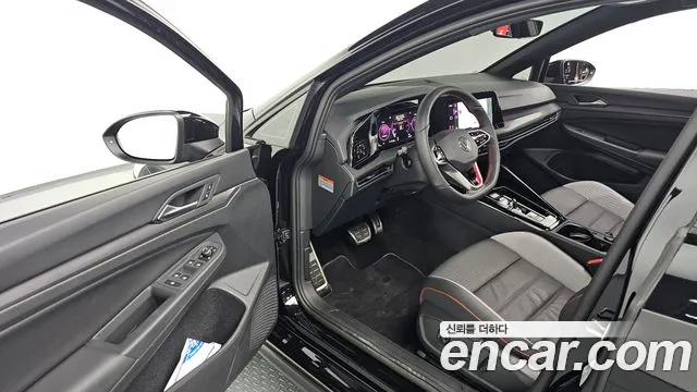 Volkswagen Golf 2024
