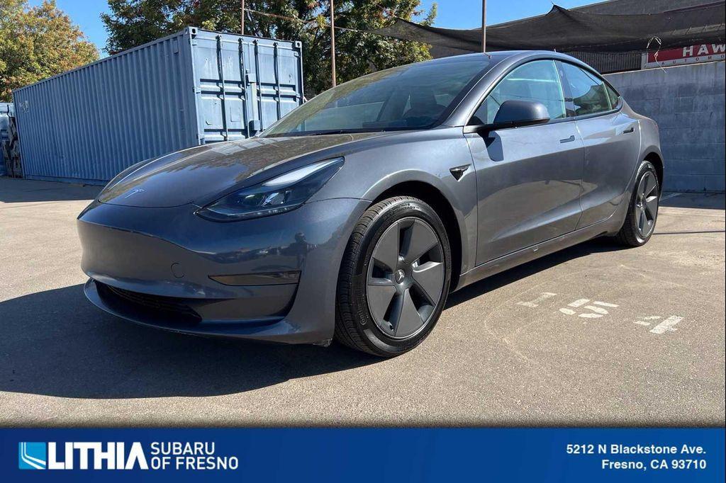 Tesla Model 3 2023