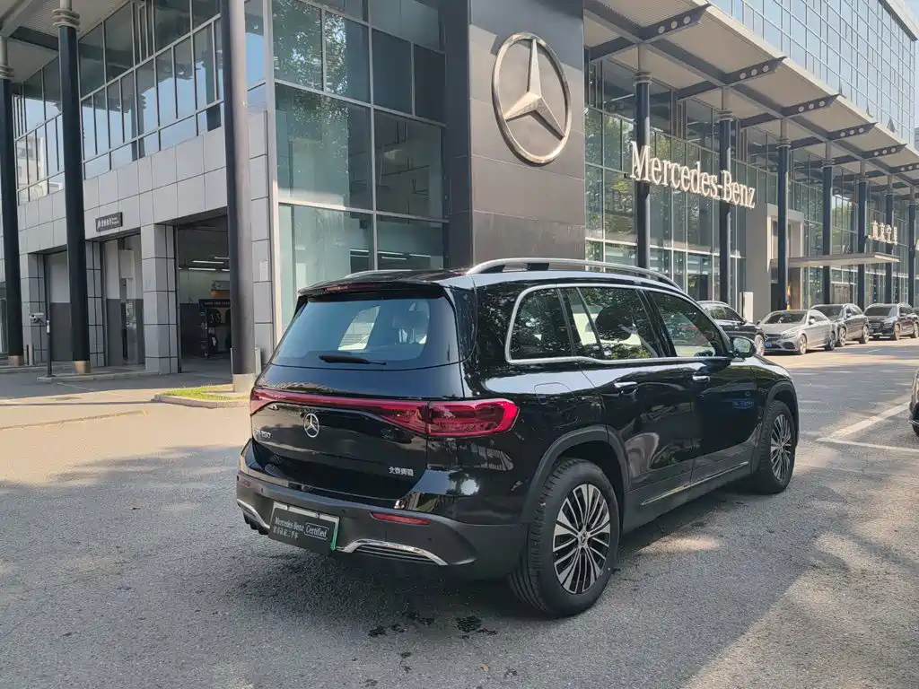 Mercedes-Benz EQB 2024