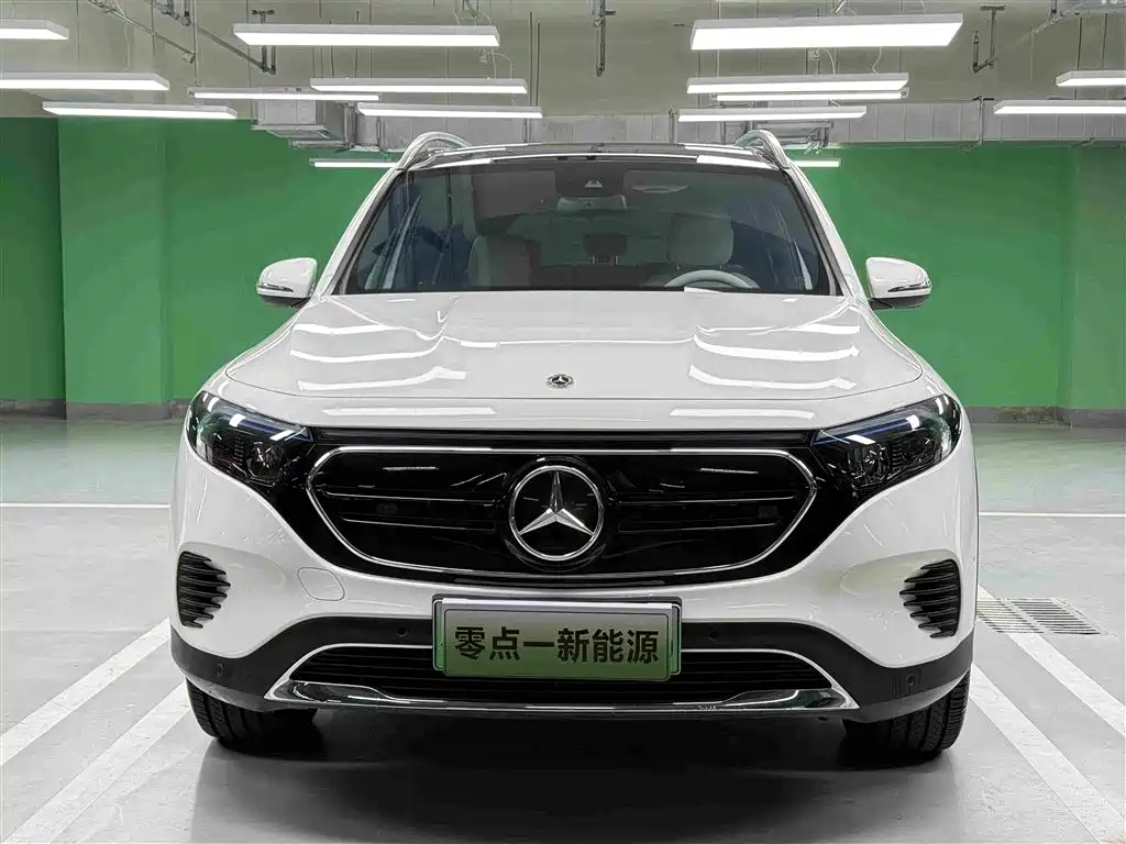 Mercedes-Benz EQB 2023