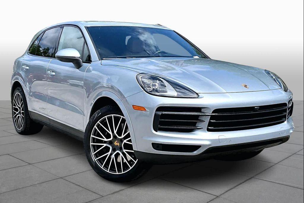 Porsche Cayenne 2021