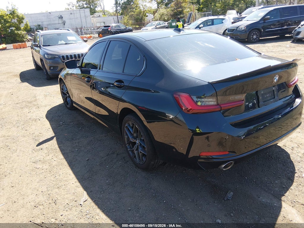 BMW 3 серии 2025